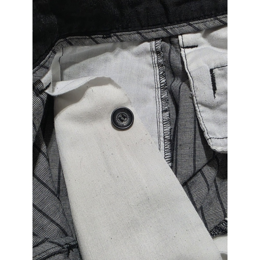 Mickos Mens 32 Gray Black Pinstripe Shorts Skate Streetwear Punk Goth Read Flaw - Picture 6 of 9
